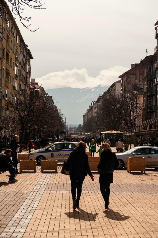 Vitosha Blvd - Attic Studio صوفيا المظهر الخارجي الصورة